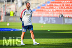 22.09.2026, Unterhaching, Deutschland. UEFA Women's Champions League, 1. Spieltag der Ligaphase: FC Bayern München Frauen gegen Manchester City. UWCL-Auftakt der FC Bayern Frauen und erstes UWCL-Pflichtspiel im neuen Zuhause Sportpark Unterhaching. Adrian Negro (Co-Trainer, FC Bayern Frauen)