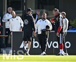 23.09.2026, Fussball DFB-Nationalmannschaft Deutschland, Trainingslager in Herzogenaurach, im Homeground bei ADIDAS, vor den UEFA Nations League Spielen,       Trainer Jürgen Klopp (Deutschland) , und der Videograf und Co-Trainer Peter Krawietz (Deutschland) 