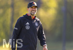 23.09.2026, Fussball DFB-Nationalmannschaft Deutschland, Trainingslager in Herzogenaurach, im Homeground bei ADIDAS, vor den UEFA Nations League Spielen,  Bundestrainer Jürgen Klopp (Deutschland) lachend 