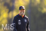 23.09.2026, Fussball DFB-Nationalmannschaft Deutschland, Trainingslager in Herzogenaurach, im Homeground bei ADIDAS, vor den UEFA Nations League Spielen,  Bundestrainer Jürgen Klopp (Deutschland) lachend 