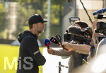 23.09.2026, Fussball DFB-Nationalmannschaft Deutschland, Trainingslager in Herzogenaurach, im Homeground bei ADIDAS, vor den UEFA Nations League Spielen, Bundestrainer Jürgen Klopp (Deutschland) gibt Interwiews während des Trainings