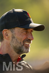 23.09.2026, Fussball DFB-Nationalmannschaft Deutschland, Trainingslager in Herzogenaurach, im Homeground bei ADIDAS, vor den UEFA Nations League Spielen, Bundestrainer Jürgen Klopp (Deutschland) gibt Interwiews während des Trainings 
