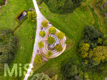 24.09.2026,  Bad Wörishofen im Unterallgäu. Barfusspfad im Kurpark als Luftaufnahme mit der Perspektive von Oben.