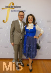 26.09.2026, Internationales Klassikfestival: Festival der Nationen 2026, im Kurhaus Bad Wörishofen (Unterallgäu), Vor dem Eröffnungskonzert mit Sol Gabetta, VIP-Empfang der Ehrengäste, v.li: Peter Wachler (MdL), Uschi Dämmrich von Luttitz (Ex-BR-Moderatorin)