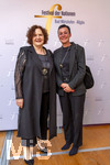 26.09.2026, Internationales Klassikfestival: Festival der Nationen 2026, im Kurhaus Bad Wörishofen (Unterallgäu), Vor dem Eröffnungskonzert mit Sol Gabetta, VIP-Empfang der Ehrengäste, links: 2.Bürgermeisterin Bad Wörishofen MICHAELA BAHLE-SCHMID, 