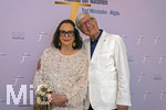 26.09.2026, Internationales Klassikfestival: Festival der Nationen 2026, im Kurhaus Bad Wörishofen (Unterallgäu), Vor dem Eröffnungskonzert mit Sol Gabetta, VIP-Empfang der Ehrengäste,  re: Christian Wolff (Schauspieler) mit Ehefrau Marina Handloser 