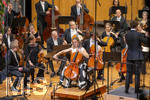 26.09.2026, Internationales Klassikfestival: Festival der Nationen 2026, im Kurhaus Bad Wörishofen (Unterallgäu), Eröffnungskonzert mit Sol Gabetta (mitte, Cello), mit der Deutschen Kammerphilharmonie Bremen und Dirigent Aurel Dawidiuk. 