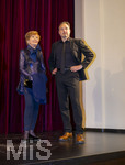 26.09.2026, Internationales Klassikfestival: Festival der Nationen 2026, im Kurhaus Bad Wörishofen (Unterallgäu), Nach dem Eröffnungskonzert von Cellistin Sol Gabetta   BR Moderatorin Carolin Reiber mit Bürgermeister Daniel Pflügl (Bad Wörishofen) im Gespräch.