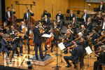 26.09.2026, Internationales Klassikfestival: Festival der Nationen 2026, im Kurhaus Bad Wörishofen (Unterallgäu), Eröffnungskonzert mit Sol Gabetta mit der Deutschen Kammerphilharmonie Bremen und Dirigent Aurel Dawidiuk (mitte).