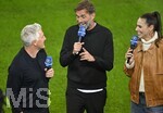 27.09.2026, Fussball UEFA Nations-League 2026/2027, 2.Spieltag, Deutschland - Griechenland, in der WWK-Arena Augsburg, v.l. TV Experte Bastian Schweinsteiger, Bundestrainer Jürgen Klopp (Deutschland) und TV Moderatorin Ester Sedlaczek (Deutschland). 