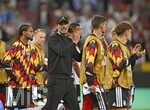 27.09.2026, Fussball UEFA Nations-League 2026/2027, 2.Spieltag, Deutschland - Griechenland, in der WWK-Arena Augsburg, Bundestrainer Jürgen Klopp (Deutschland) unzufrieden, v.l. Kevin Schade (Deutschland), Bundestrainer Jürgen Klopp (Deutschland) 