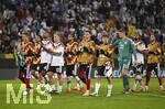 27.09.2026, Fussball UEFA Nations-League 2026/2027, 2.Spieltag, Deutschland - Griechenland, in der WWK-Arena Augsburg, Die deutschen Spieler bei den Fans in der Kurve