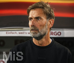 27.09.2026, Fussball UEFA Nations-League 2026/2027, 2.Spieltag, Deutschland - Griechenland, in der WWK-Arena Augsburg, Bundestrainer Jürgen Klopp (Deutschland) nachdenklich an der Bank