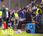 27.09.2026, Fussball UEFA Nations-League 2026/2027, 2.Spieltag, Deutschland - Griechenland, in der WWK-Arena Augsburg, Bundestrainer Jürgen Klopp (Deutschland) nachdenklich an der Seitenlinie auf der Kühlbox.