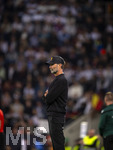 27.09.2026, Fussball UEFA Nations-League 2026/2027, 2.Spieltag, Deutschland - Griechenland, in der WWK-Arena Augsburg, Bundestrainer Jürgen Klopp (Deutschland) nachdenklich an der Seitenlinie. 