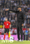 27.09.2026, Fussball UEFA Nations-League 2026/2027, 2.Spieltag, Deutschland - Griechenland, in der WWK-Arena Augsburg, Bundestrainer Jürgen Klopp (Deutschland) gibt Anweisungen, zeigt, gestikuliert, gibt Kommandos, Anweisungen, gibt Anweisungen, zeigend, gestikulierend,  