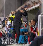 27.09.2026, Fussball UEFA Nations-League 2026/2027, 2.Spieltag, Deutschland - Griechenland, in der WWK-Arena Augsburg, Bundestrainer Jürgen Klopp (Deutschland) ratlos an der Bank.
