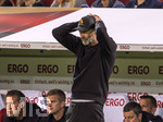 27.09.2026, Fussball UEFA Nations-League 2026/2027, 2.Spieltag, Deutschland - Griechenland, in der WWK-Arena Augsburg, Bundestrainer Jürgen Klopp (Deutschland) fassungslos