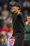 27.09.2026, Fussball UEFA Nations-League 2026/2027, 2.Spieltag, Deutschland - Griechenland, in der WWK-Arena Augsburg, Bundestrainer Jürgen Klopp (Deutschland) gibt wütend Anweisungen 