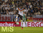 27.09.2026, Fussball UEFA Nations-League 2026/2027, 2.Spieltag, Deutschland - Griechenland, in der WWK-Arena Augsburg, Kevin Schade (Deutschland) am Ball 