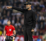 27.09.2026, Fussball UEFA Nations-League 2026/2027, 2.Spieltag, Deutschland - Griechenland, in der WWK-Arena Augsburg, Bundestrainer Jürgen Klopp (Deutschland) gibt wütend Anweisungen 