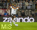 27.09.2026, Fussball UEFA Nations-League 2026/2027, 2.Spieltag, Deutschland - Griechenland, in der WWK-Arena Augsburg, Jonathan Tah (Deutschland) am Ball 