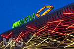 27.09.2026, Fussball UEFA Nations-League 2026/2027, 2.Spieltag, Deutschland - Griechenland, in der WWK-Arena Augsburg, Stadionfassade mit Rot-Gelben Farben der Neonbeleuchtung.