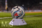 27.09.2026, Fussball UEFA Nations-League 2026/2027, 2.Spieltag, Deutschland - Griechenland, in der WWK-Arena Augsburg, Der Spielball liegt auf einem Hütchen bereit.,