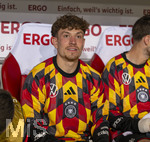 27.09.2026, Fussball UEFA Nations-League 2026/2027, 2.Spieltag, Deutschland - Griechenland, in der WWK-Arena Augsburg, Philipp Treu (Deutschland) auf der Bank   