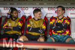 27.09.2026, Fussball UEFA Nations-League 2026/2027, 2.Spieltag, Deutschland - Griechenland, in der WWK-Arena Augsburg, v.li: Serge Gnabry (Deutschland), Florian Wirtz (Deutschland), Torwart Marc Andre ter Stegen (Deutschland) auf der Bank 