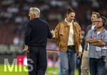 27.09.2026, Fussball UEFA Nations-League 2026/2027, 2.Spieltag, Deutschland - Griechenland, in der WWK-Arena Augsburg,  v.li: Bastian Schweinsteiger mit Moderatorin Esther Sedlaczek am Spielfeldrand