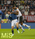 27.09.2026, Fussball UEFA Nations-League 2026/2027, 2.Spieltag, Deutschland - Griechenland, in der WWK-Arena Augsburg, von links:  Fotis Ioannidis (Griechenland) gegen Jonathan Tah (Deutschland) 