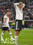 01.10.2026, Fussball UEFA Nations-League 2026/2027, 3.Spieltag, Deutschland - Serbien, in der Allianz-Arena München. Nick Woltemade (Deutschland) schlägt die Hände über dem Kopf zusammen.