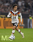 01.10.2026, Fussball UEFA Nations-League 2026/2027, 3.Spieltag, Deutschland - Serbien, in der Allianz-Arena München. Mika Baur (Deutschland) am Ball.