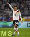 01.10.2026, Fussball UEFA Nations-League 2026/2027, 3.Spieltag, Deutschland - Serbien, in der Allianz-Arena München. Vitaly Janelt (Deutschland) gesikuliert