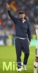 01.10.2026, Fussball UEFA Nations-League 2026/2027, 3.Spieltag, Deutschland - Serbien, in der Allianz-Arena München. Bundestrainer Jürgen Klopp (Deutschland) bedankt sich bei den Fans