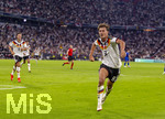 01.10.2026, Fussball UEFA Nations-League 2026/2027, 3.Spieltag, Deutschland - Serbien, in der Allianz-Arena München. Torjubel Tom Bischof (Deutschland) zum 1:0