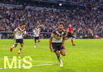 01.10.2026, Fussball UEFA Nations-League 2026/2027, 3.Spieltag, Deutschland - Serbien, in der Allianz-Arena München. Torjubel Tom Bischof (Deutschland) zum 1:0