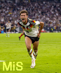 01.10.2026, Fussball UEFA Nations-League 2026/2027, 3.Spieltag, Deutschland - Serbien, in der Allianz-Arena München. Torjubel Tom Bischof (Deutschland) zum 1:0