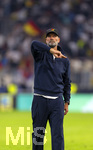 01.10.2026, Fussball UEFA Nations-League 2026/2027, 3.Spieltag, Deutschland - Serbien, in der Allianz-Arena München. Bundestrainer Jürgen Klopp (Deutschland) nach dem Spiel bei den Fans 