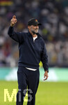 01.10.2026, Fussball UEFA Nations-League 2026/2027, 3.Spieltag, Deutschland - Serbien, in der Allianz-Arena München. Bundestrainer Jürgen Klopp (Deutschland) nach dem Spiel bei den Fans 