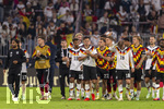 01.10.2026, Fussball UEFA Nations-League 2026/2027, 3.Spieltag, Deutschland - Serbien, in der Allianz-Arena München. v.li:Serge Gnabry (Deutschland), Bambase Conte (Deutschland), Nick Woltemade (Deutschland), Derry Scherhant (Deutschland), Jonathan Burkardt (Deutschland), Maximilian Mittelstädt (Deutschland), Torwart Finn Dahmen (Deutschland), Waldemar Anton (Deutschland), nach dem Spiel bei der Ehrenrunde, 