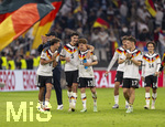 01.10.2026, Fussball UEFA Nations-League 2026/2027, 3.Spieltag, Deutschland - Serbien, in der Allianz-Arena München. v.li: Bundestrainer Jürgen Klopp (Deutschland), Tom Bischof (Deutschland), Alexander Pavlovic (Deutschland), Philipp Treu (Deutschland), Vitaly Janelt (Deutschland), Florian Wirtz (Deutschland), Mika Baur (Deutschland) nach dem Spiel bei der Ehrenrunde, 
