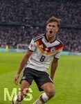 01.10.2026, Fussball UEFA Nations-League 2026/2027, 3.Spieltag, Deutschland - Serbien, in der Allianz-Arena München. Tom Bischof (Deutschland) Torjubel 