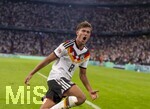 01.10.2026, Fussball UEFA Nations-League 2026/2027, 3.Spieltag, Deutschland - Serbien, in der Allianz-Arena München. Tom Bischof (Deutschland) Torjubel 