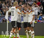 01.10.2026, Fussball UEFA Nations-League 2026/2027, 3.Spieltag, Deutschland - Serbien, in der Allianz-Arena München. Torjubel, v.li: Nick Woltemade (Deutschland), Derry Scherhant (Deutschland), Tom Bischof (Deutschland), Alexander Pavlovic (Deutschland) 