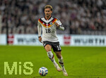 01.10.2026, Fussball UEFA Nations-League 2026/2027, 3.Spieltag, Deutschland - Serbien, in der Allianz-Arena München. Maximilian Mittelstädt (Deutschland) am Ball 
