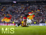 01.10.2026, Fussball UEFA Nations-League 2026/2027, 3.Spieltag, Deutschland - Serbien, in der Allianz-Arena München. Torwart Jonas Urbig (Deutschland) beim Aufwärmen.