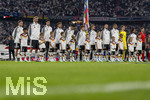 01.10.2026, Fussball UEFA Nations-League 2026/2027, 3.Spieltag, Deutschland - Serbien, in der Allianz-Arena München. Aufstellung zur Hymne, Florian Wirtz (Deutschland), Nick Woltemade (Deutschland), Alexander Pavlovic (Deutschland), Tom Bischof (Deutschland), Derry Scherhant (Deutschland), Philipp Treu (Deutschland), Maximilian Mittelstädt (Deutschland), Waldemar Anton (Deutschland), Malick Thiaw (Deutschland), Torwart Jonas Urbig (Deutschland), Serge Gnabry (Deutschland), 