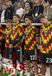 01.10.2026, Fussball UEFA Nations-League 2026/2027, 3.Spieltag, Deutschland - Serbien, in der Allianz-Arena München. Ersatzspieler bei der Nationalhymne, Lennart Karl (Deutschland), Said El Mala (Deutschland), David Raum (Deutschland), Vitaly Janelt (Deutschland) 
, 